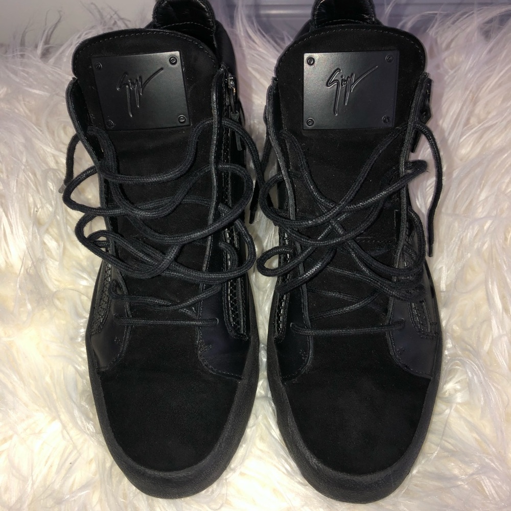 GUISEPPE ZANOTTI - Kriss